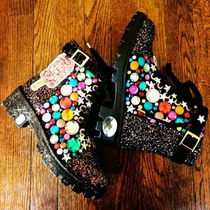 Sparkling night cream  women's Boot's size 7/2"